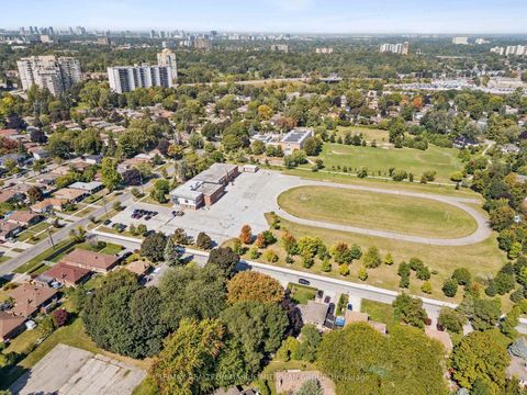 Photo 45 at 21 Toynbee Trail, Guildwood, Toronto