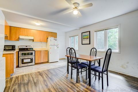 Photo 5 at 3 - 736 Kingston Road, Danforth, Toronto