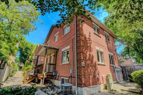 Photo 8 at 3 - 736 Kingston Road, Danforth, Toronto