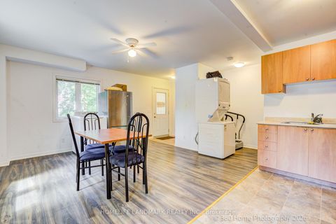 Photo 10 at 3 - 736 Kingston Road, Danforth, Toronto