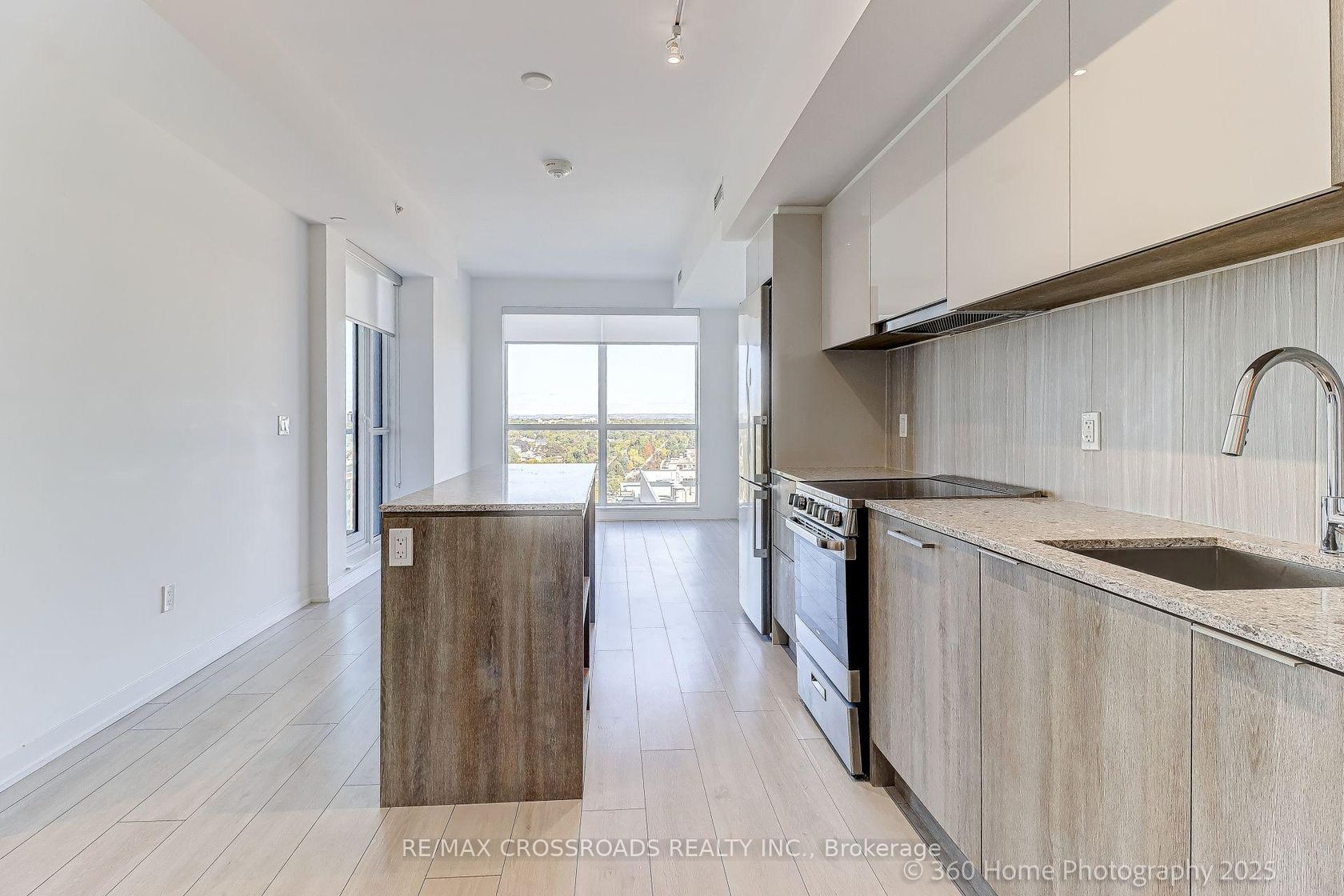 1306 - 31 Tippett Road, Clanton Park, Toronto 
