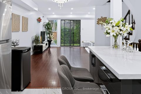 Photo 6 at 58 Tambrook Drive, L'Amoreaux, Toronto