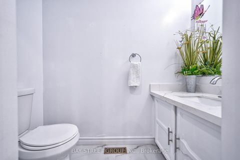 Photo 9 at 58 Tambrook Drive, L'Amoreaux, Toronto