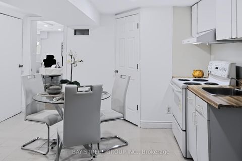 Photo 17 at 58 Tambrook Drive, L'Amoreaux, Toronto