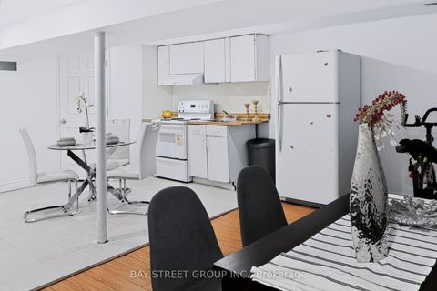 Photo 19 at 58 Tambrook Drive, L'Amoreaux, Toronto