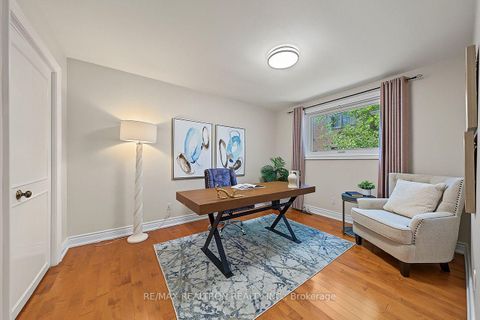 Photo 24 at 77 Mossgrove Trail, Windfields, Toronto