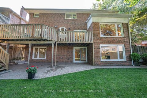 Photo 45 at 77 Mossgrove Trail, Windfields, Toronto