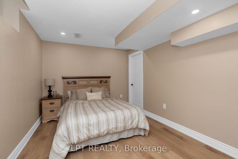 Photo 27 at 47 Northview Crescent, Northwest, Barrie