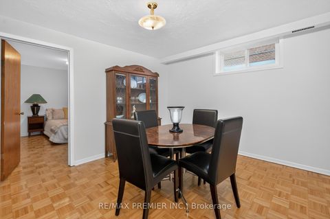 Photo 21 at 31 CORINTHIAN Boulevard, L'Amoreaux, Toronto
