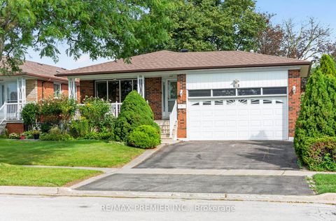Photo 29 at 31 CORINTHIAN Boulevard, L'Amoreaux, Toronto