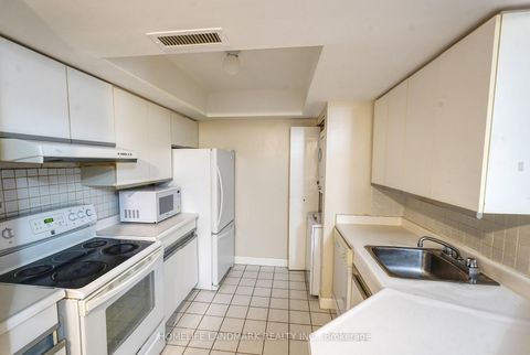 Photo 4 at 511 - 1001 Bay Street, Bay Street Corridor, Toronto