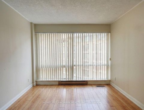 Photo 6 at 511 - 1001 Bay Street, Bay Street Corridor, Toronto