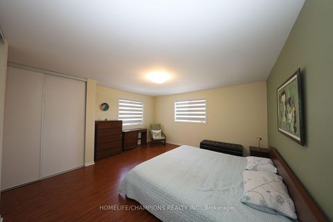 Photo 16 at 16 Echo Glen Road, Morningside, Toronto