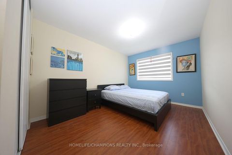 Photo 22 at 16 Echo Glen Road, Morningside, Toronto