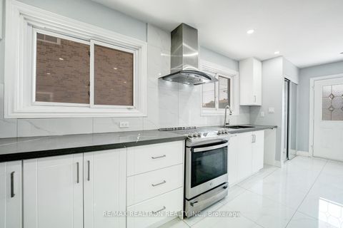 Photo 11 at 43 Lindylou Road, Humbermede, Toronto