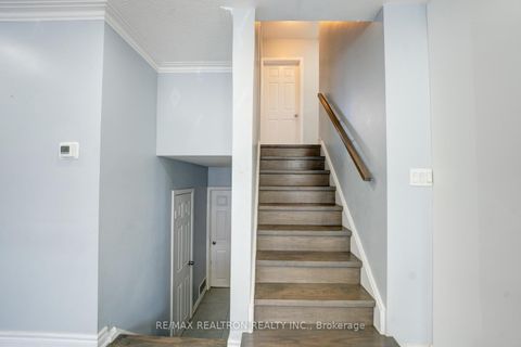 Photo 18 at 43 Lindylou Road, Humbermede, Toronto