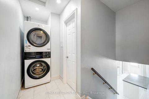 Photo 25 at 43 Lindylou Road, Humbermede, Toronto