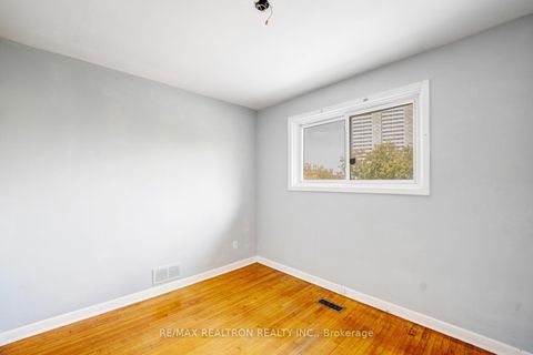 Photo 31 at 43 Lindylou Road, Humbermede, Toronto