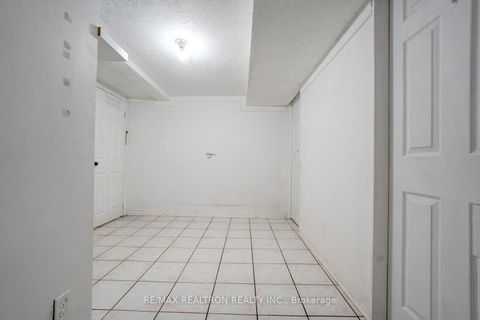Photo 40 at 43 Lindylou Road, Humbermede, Toronto