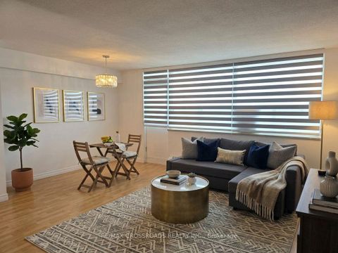 Photo 1 at 1004 - 5 Frith Road, Jane Heights, Toronto