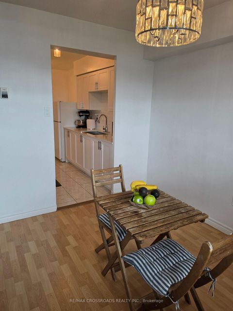 Photo 15 at 1004 - 5 Frith Road, Jane Heights, Toronto
