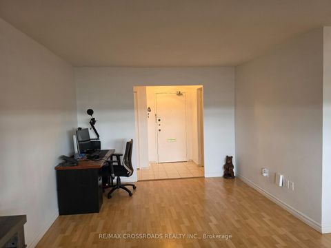 Photo 16 at 1004 - 5 Frith Road, Jane Heights, Toronto