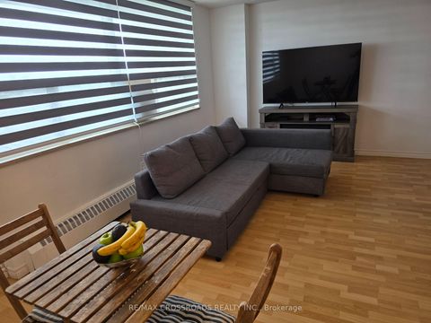 Photo 17 at 1004 - 5 Frith Road, Jane Heights, Toronto