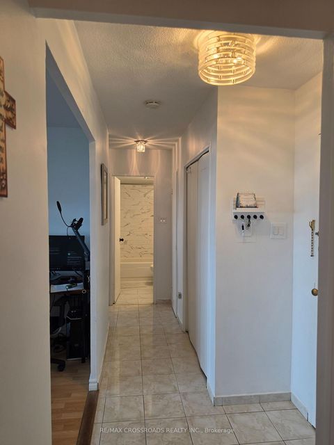 Photo 19 at 1004 - 5 Frith Road, Jane Heights, Toronto