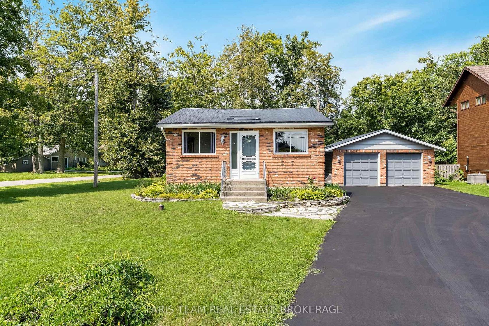 26 Big Bay Point Road, Rural Innisfil, Innisfil photo number 2
