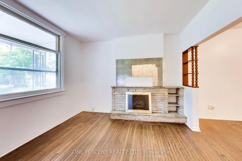 Photo 3 at 150 Beech Avenue, The Beaches, Toronto
