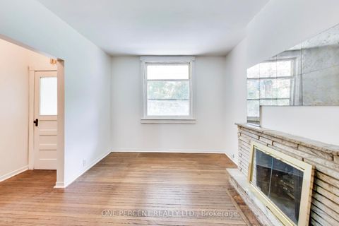 Photo 5 at 150 Beech Avenue, The Beaches, Toronto