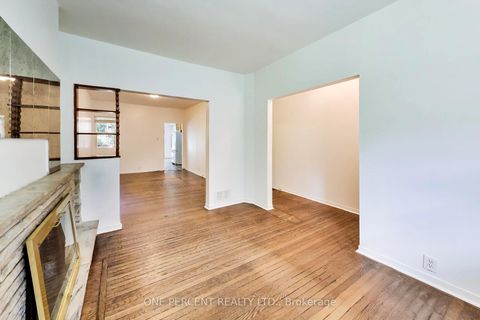 Photo 6 at 150 Beech Avenue, The Beaches, Toronto