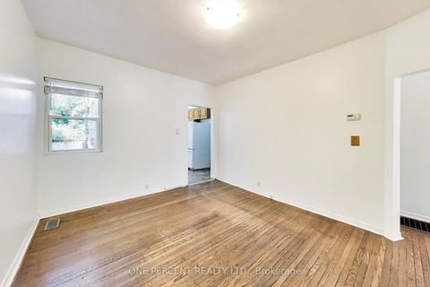 Photo 8 at 150 Beech Avenue, The Beaches, Toronto