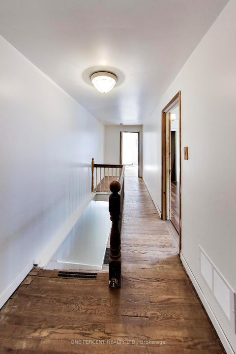 Photo 13 at 150 Beech Avenue, The Beaches, Toronto