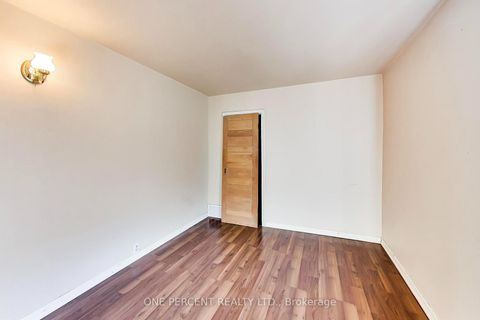 Photo 18 at 150 Beech Avenue, The Beaches, Toronto