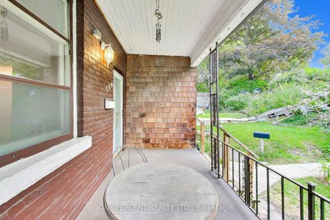Photo 32 at 150 Beech Avenue, The Beaches, Toronto