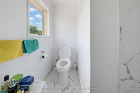 Photo 18 at 56 Sunshine Drive, Observatory, Richmond Hill