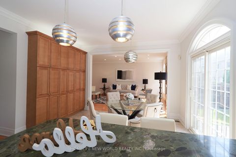 Photo 11 at 391 Summeridge Drive, Patterson, Vaughan