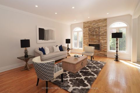 Photo 14 at 391 Summeridge Drive, Patterson, Vaughan