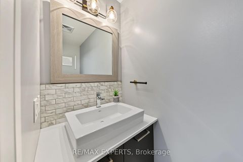 Photo 3 at 117 - 4800 Highway 7, East Woodbridge, Vaughan