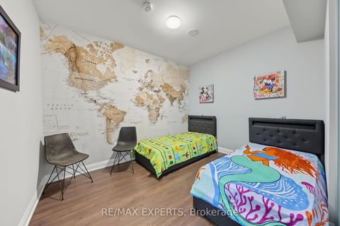 Photo 11 at 117 - 4800 Highway 7, East Woodbridge, Vaughan