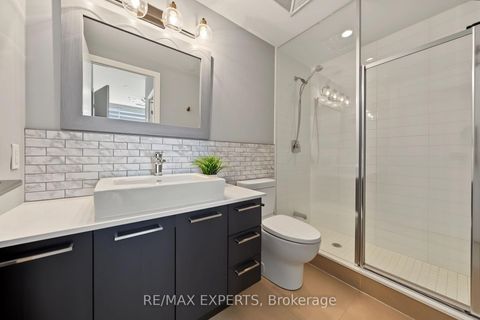 Photo 15 at 117 - 4800 Highway 7, East Woodbridge, Vaughan