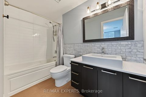 Photo 18 at 117 - 4800 Highway 7, East Woodbridge, Vaughan