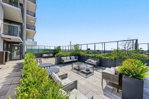Photo 29 at 117 - 4800 Highway 7, East Woodbridge, Vaughan