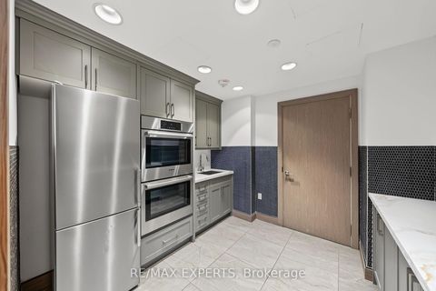 Photo 33 at 117 - 4800 Highway 7, East Woodbridge, Vaughan