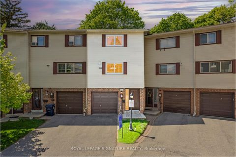 Photo 1 at 62 - 109 Jenny Wren Way, Hillcrest Village, Toronto