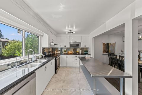 Photo 13 at 62 - 109 Jenny Wren Way, Hillcrest Village, Toronto