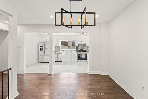 Photo 15 at 62 - 109 Jenny Wren Way, Hillcrest Village, Toronto