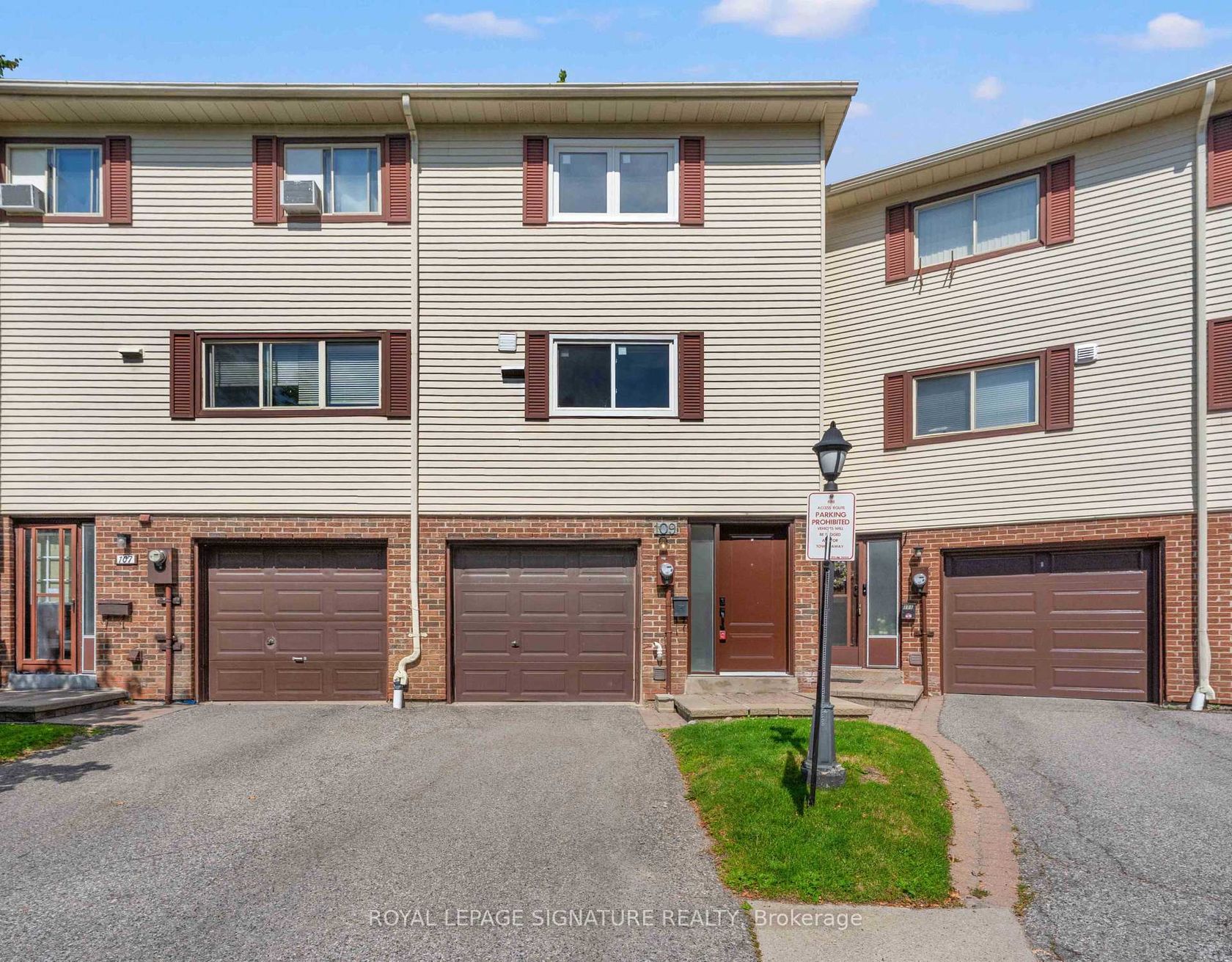 62 - 109 Jenny Wren Way, Hillcrest Village, Toronto 