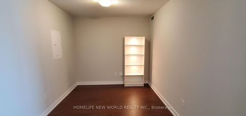 Photo 5 at 811 - 121 Mcmahon Drive, Bayview Village, Toronto